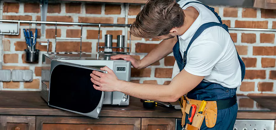 In-Home Microwave Repair in Meriden