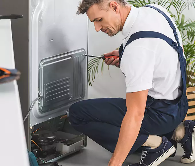Why Meriden, CT Homeowners Rely on Meriden Appliance Pro for Every Mini Fridge Fix?